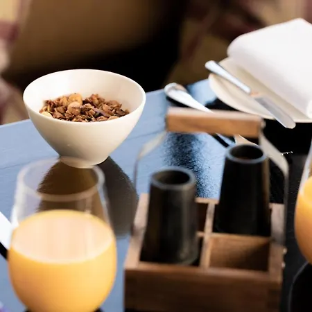 אורחן Pentonbridge - Restaurant With 4*