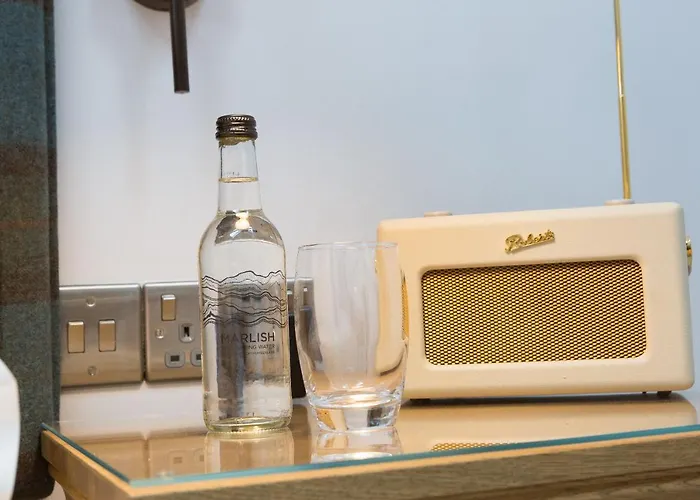 Pentonbridge - Restaurant With 4* 칼라일