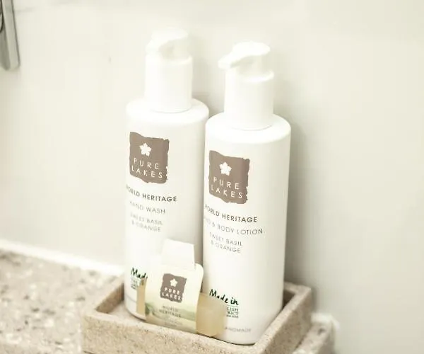 Pentonbridge - Restaurant With 여관